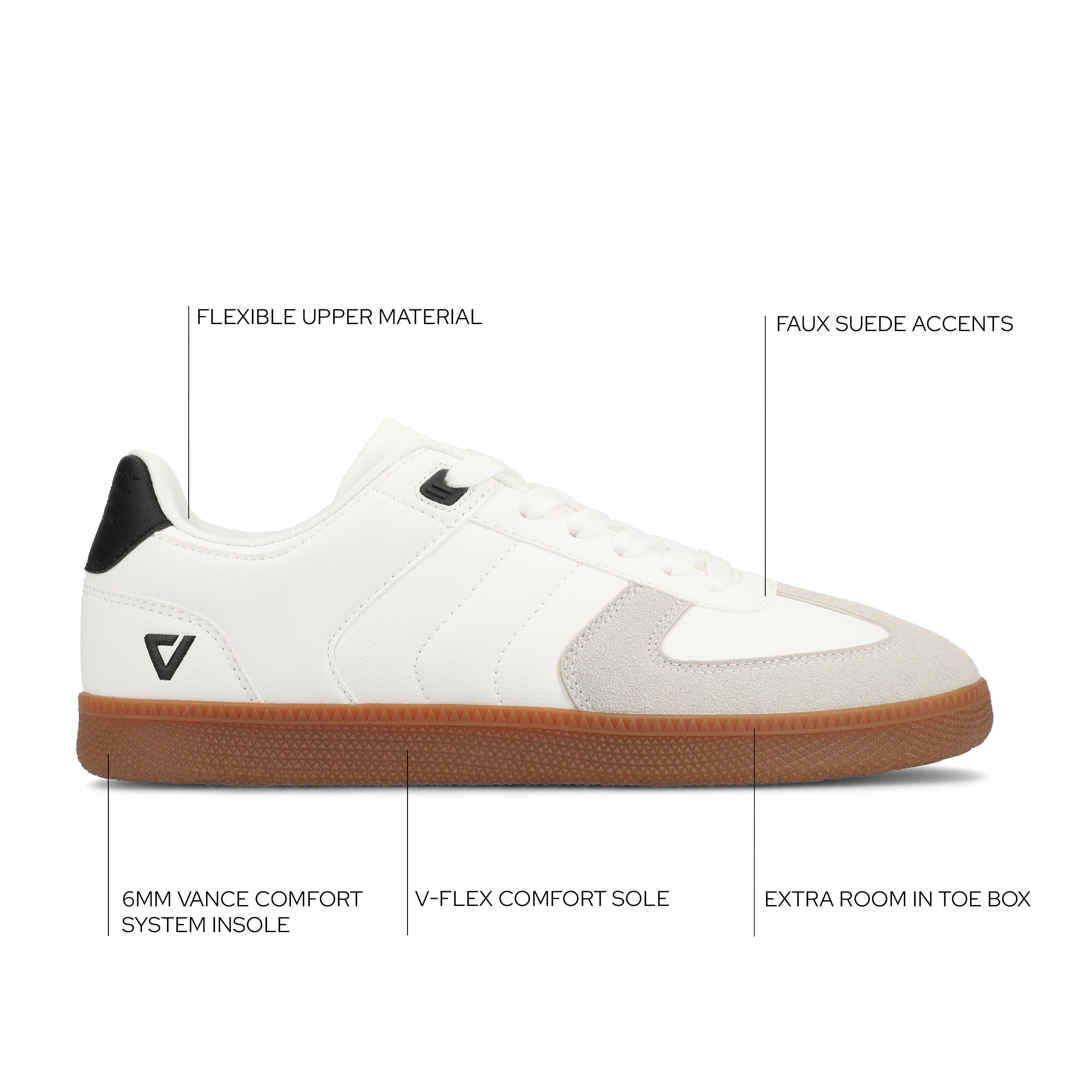 Pitch Low Top Flexible Court Sneaker
