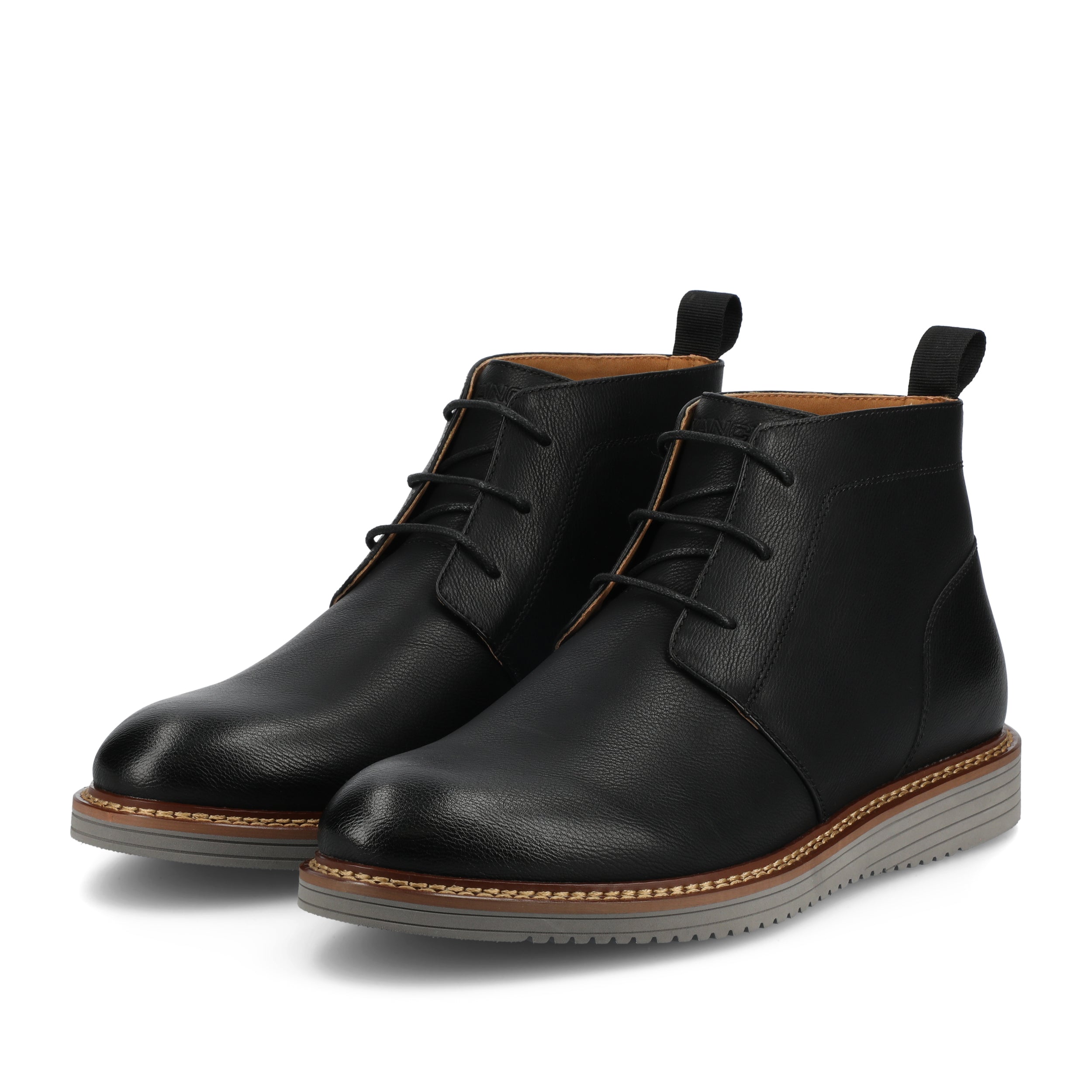 Stratton Flexible Chukka Boot
