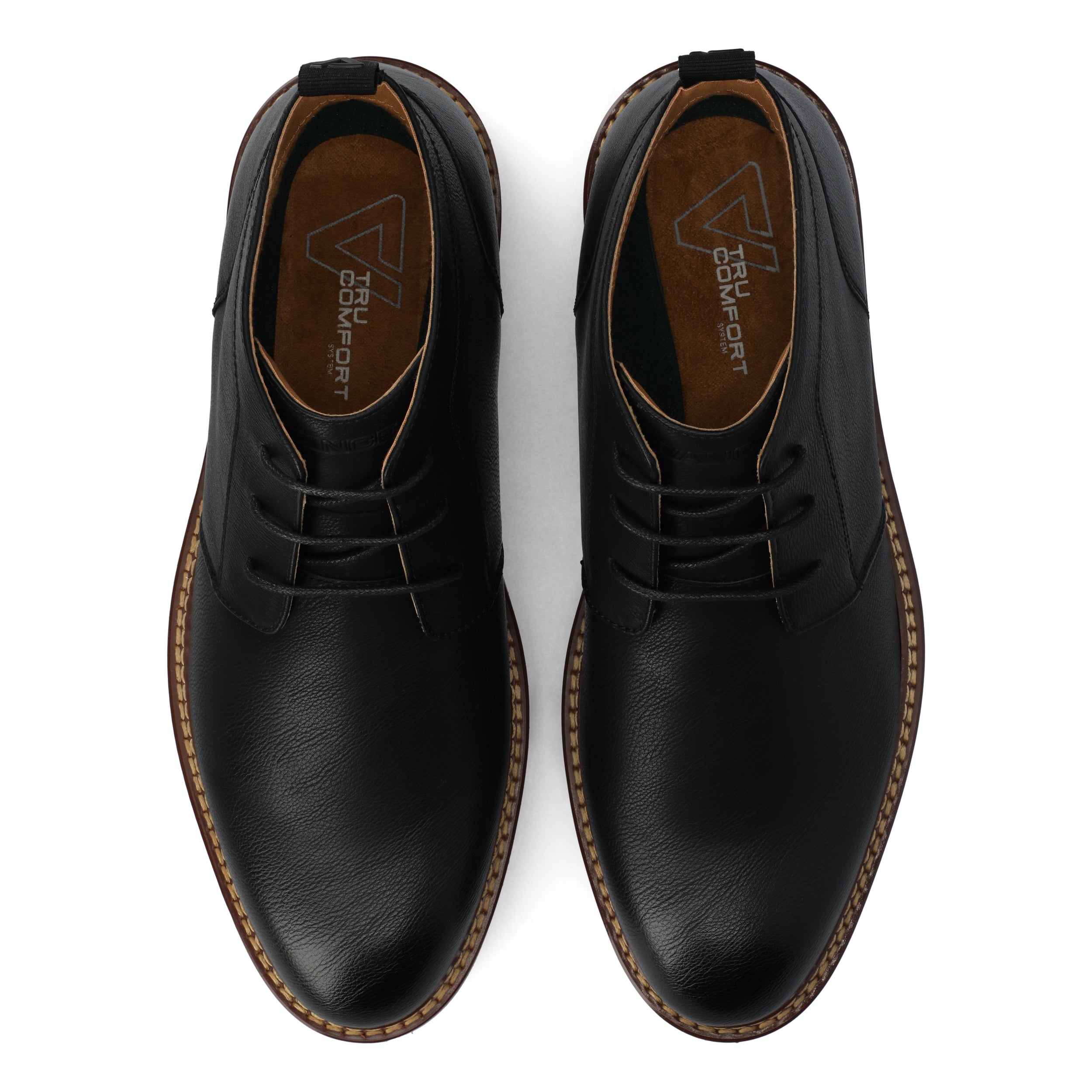 Stratton Flexible Chukka Boot